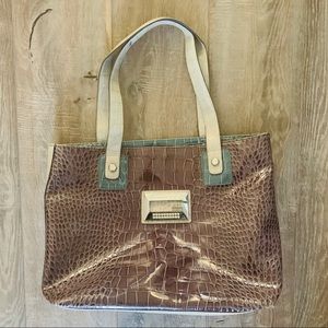 Guess Large Size Purse